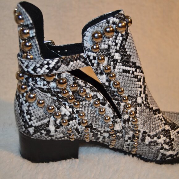 Jeffrey Campbell rylance studded booties white & black snakeskin s10 fits like 9 - Picture 6 of 16